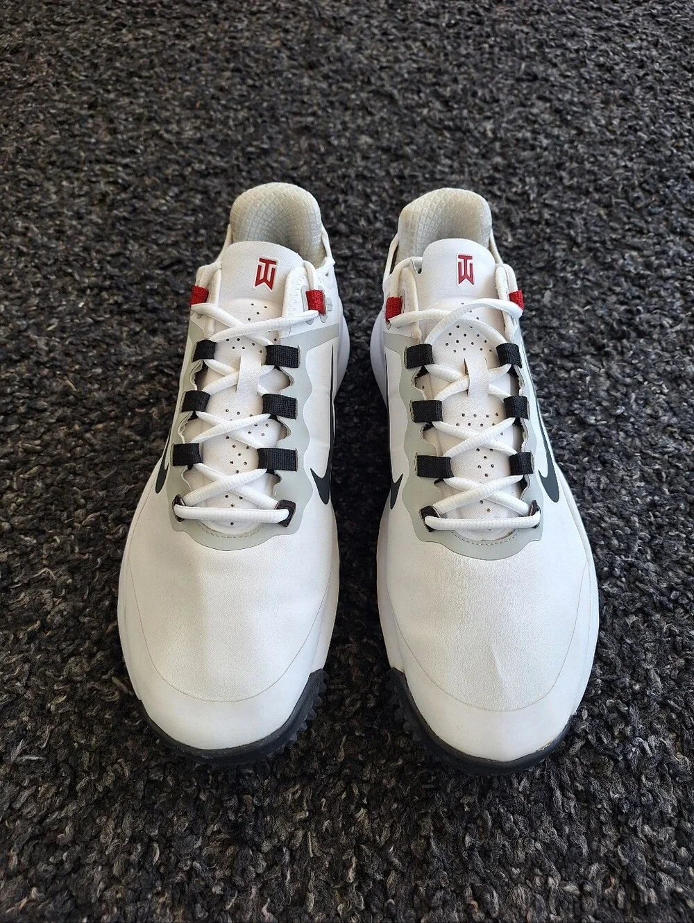 Nike Tiger Woods Golf Shoes – Men's US 10.5 Wide (2E), Style 536355-100